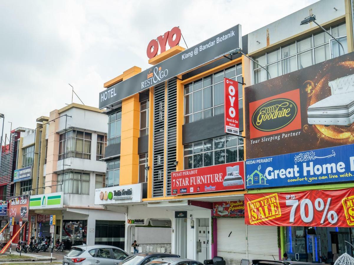 Oyo 1167 Rest And Go Hotel كلانغْ المظهر الخارجي الصورة